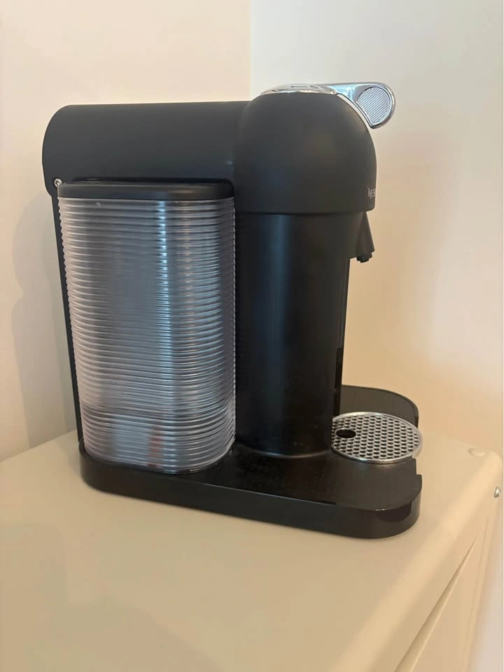 Nespresso Vertuo Coffee and Espresso Machine by Breville - Black - photo 3