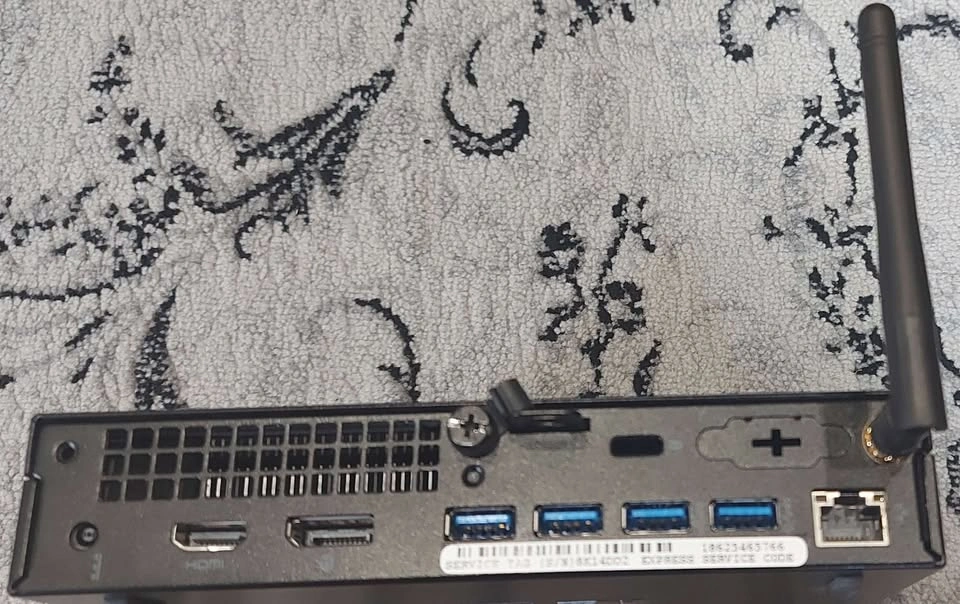 Dell OptiPlex 7070 – i7 (6th Gen) 16GB 500GB SSD (2 available) - photo 3