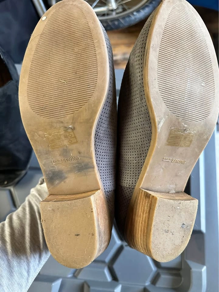 Ladies Call It Spring Boots size 10 - photo 2
