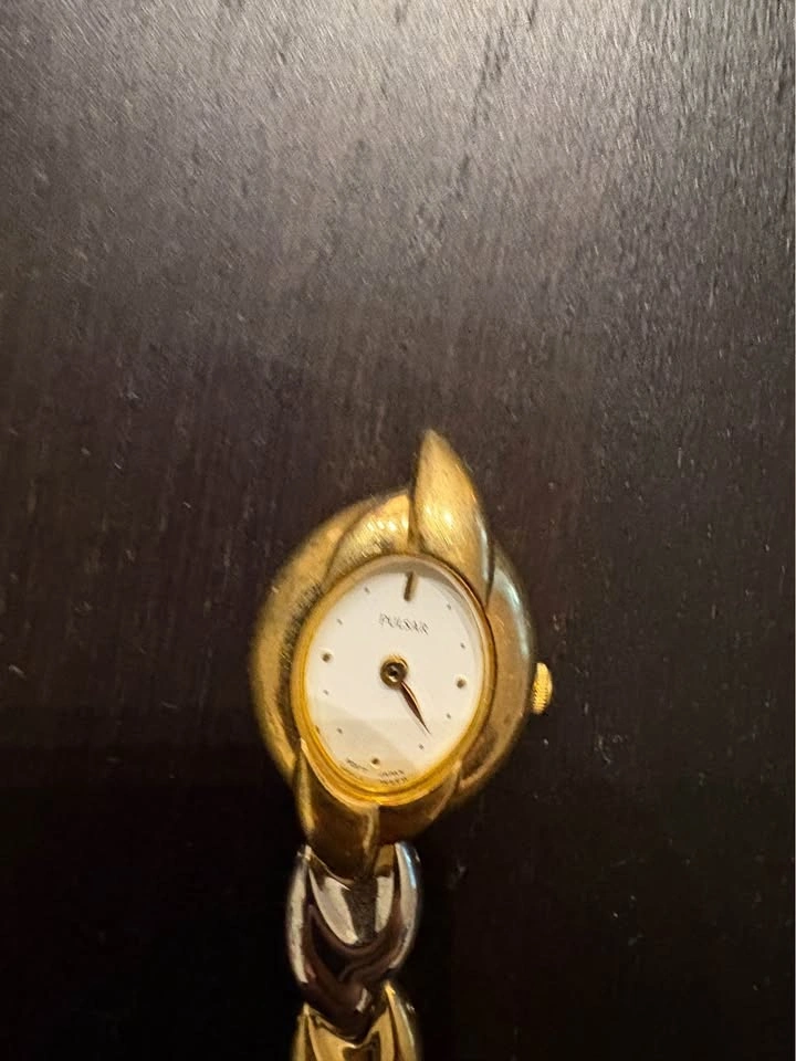 Vintage Ladies Watches (please read description) - photo 3