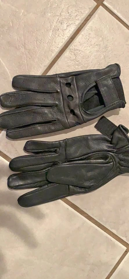 Ladies XS leather motorcycle gloves