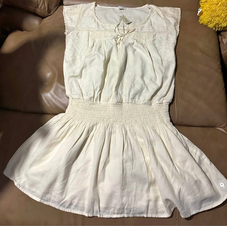 American Eagle Women's Cream Dress - Size Large