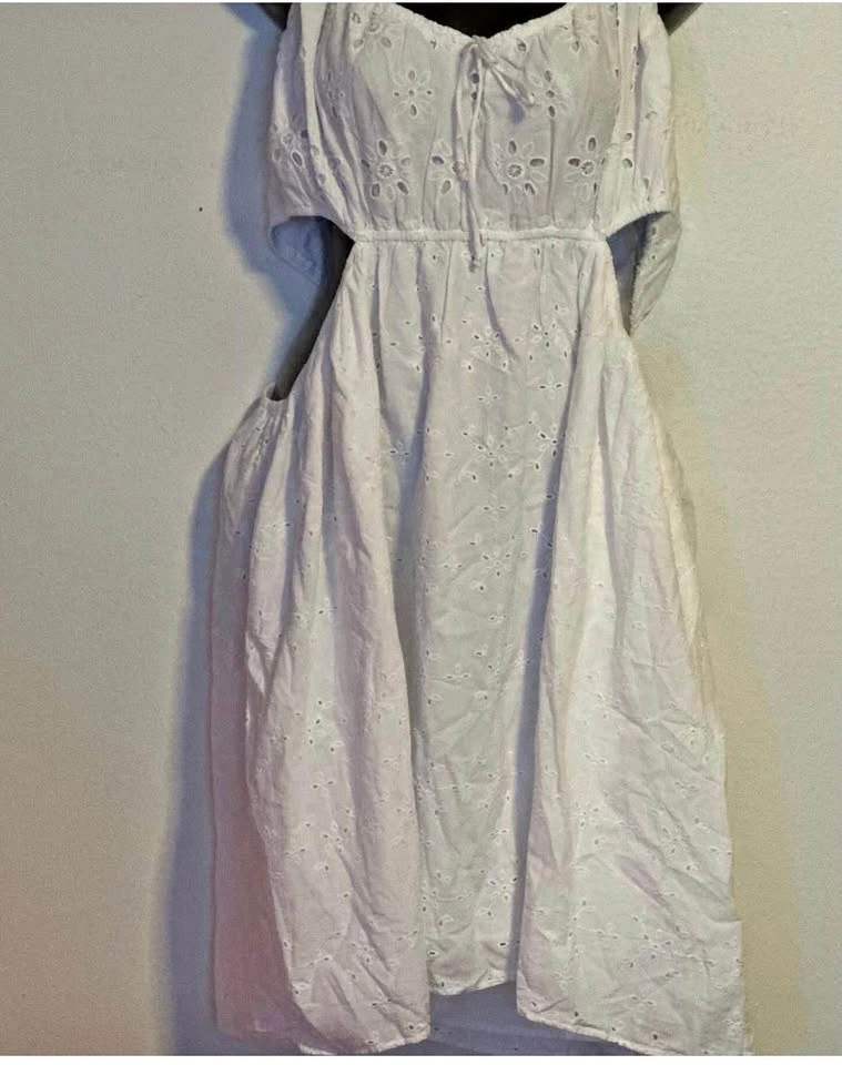American Eagle Women's White Eyelet Mini Dress - XXL