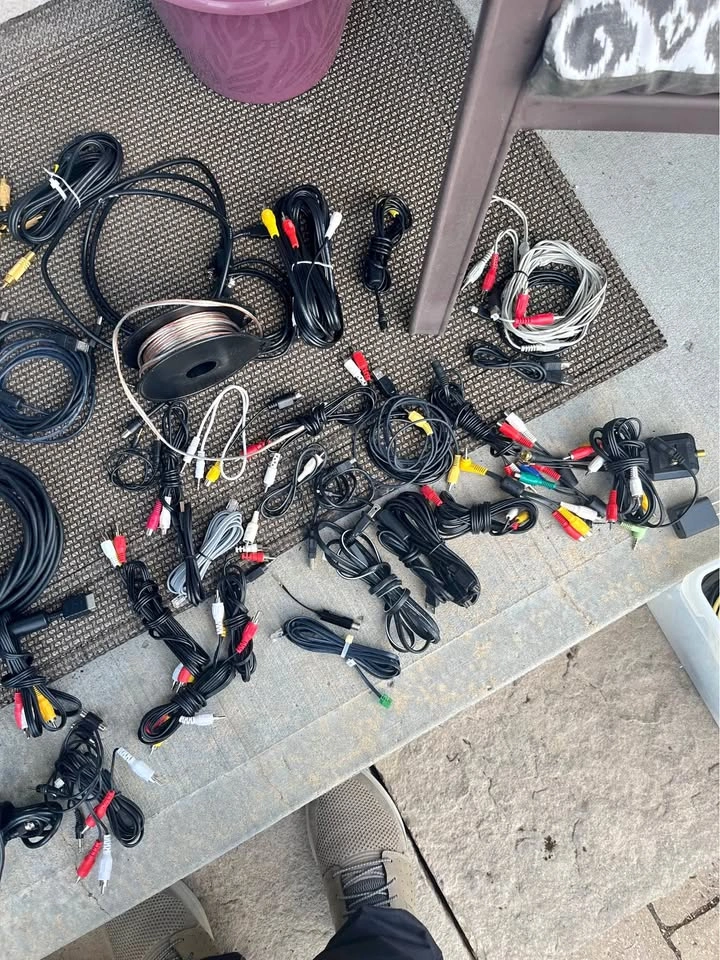 Miscellaneous audio video cables