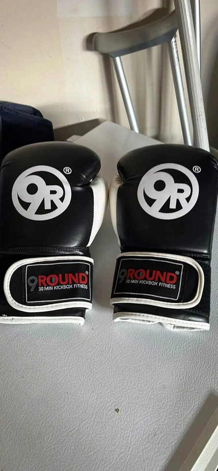 9Rounds gloves and hand wraps - photo 2