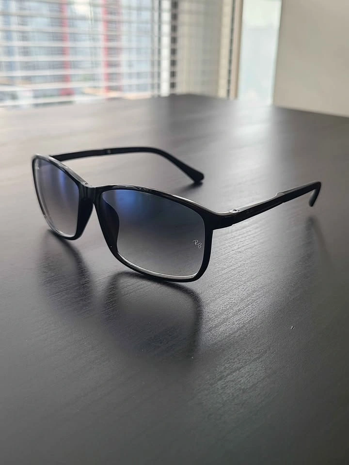 Ray-Ban Sunglasses RB4232 – Excellent Condition - Unisex - photo 2