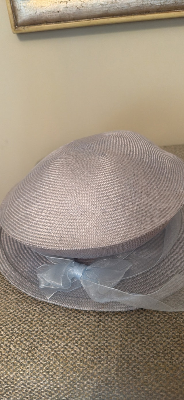 Lilliput woman’s custom hat - photo 2