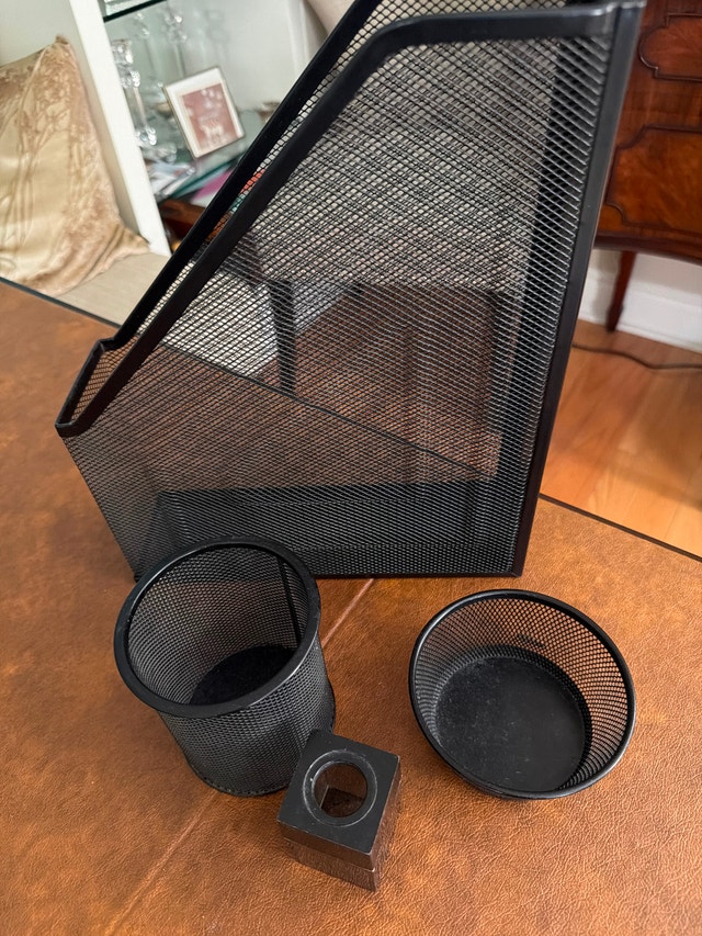 Desk organizer set