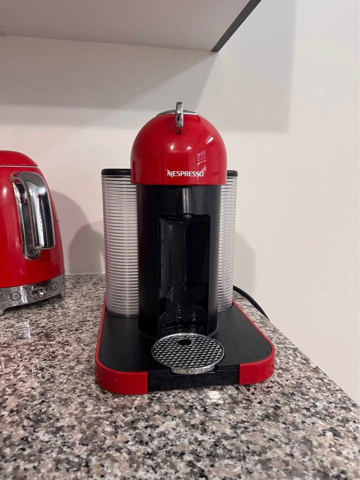 Nespresso Machine - photo 2