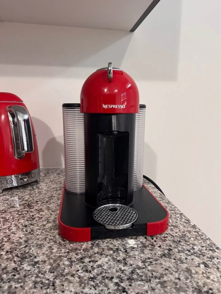 Nespresso Machine - photo 2