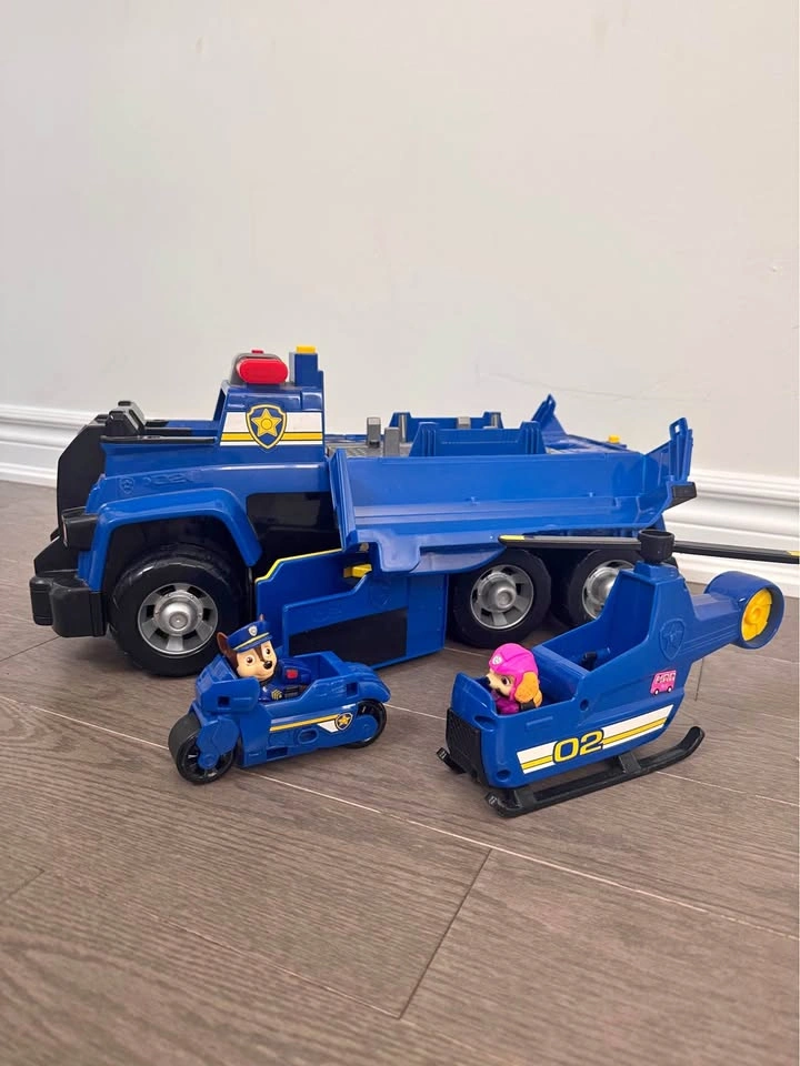 PAW Patrol Ultimate Cruiser