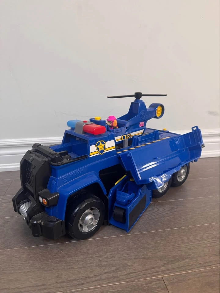 PAW Patrol Ultimate Cruiser - photo 3