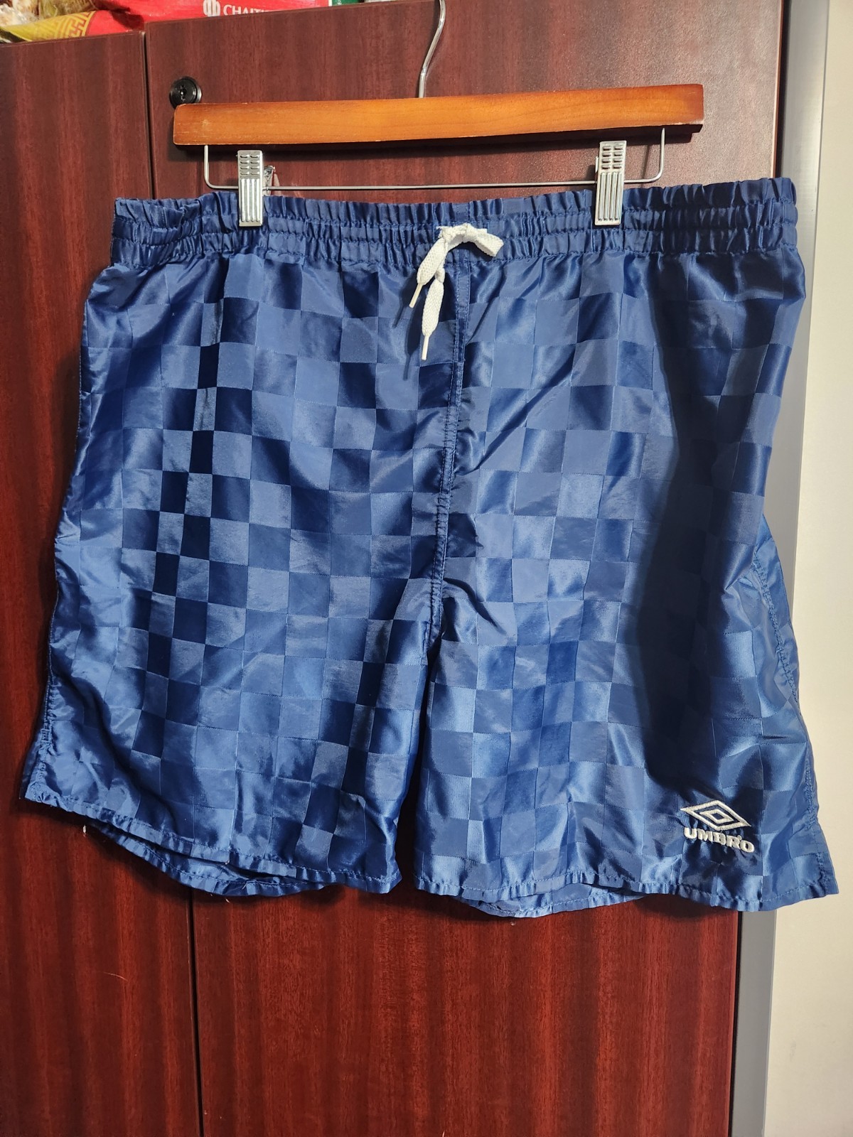 VTG UMBRO CHECKERBOARD UNISEX SHORTS Large BLUE