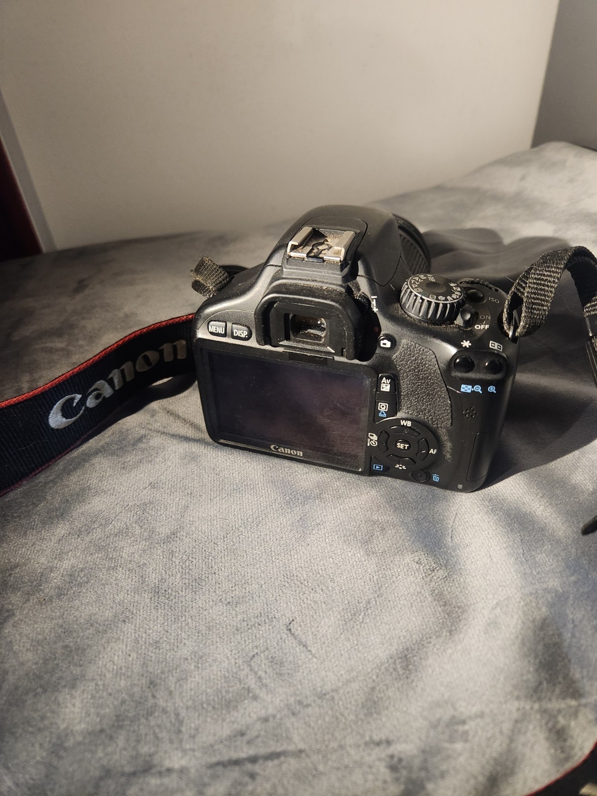 Canon EOS Rebel T2i 18.0MP Digital SLR Camera With Lens - photo 2