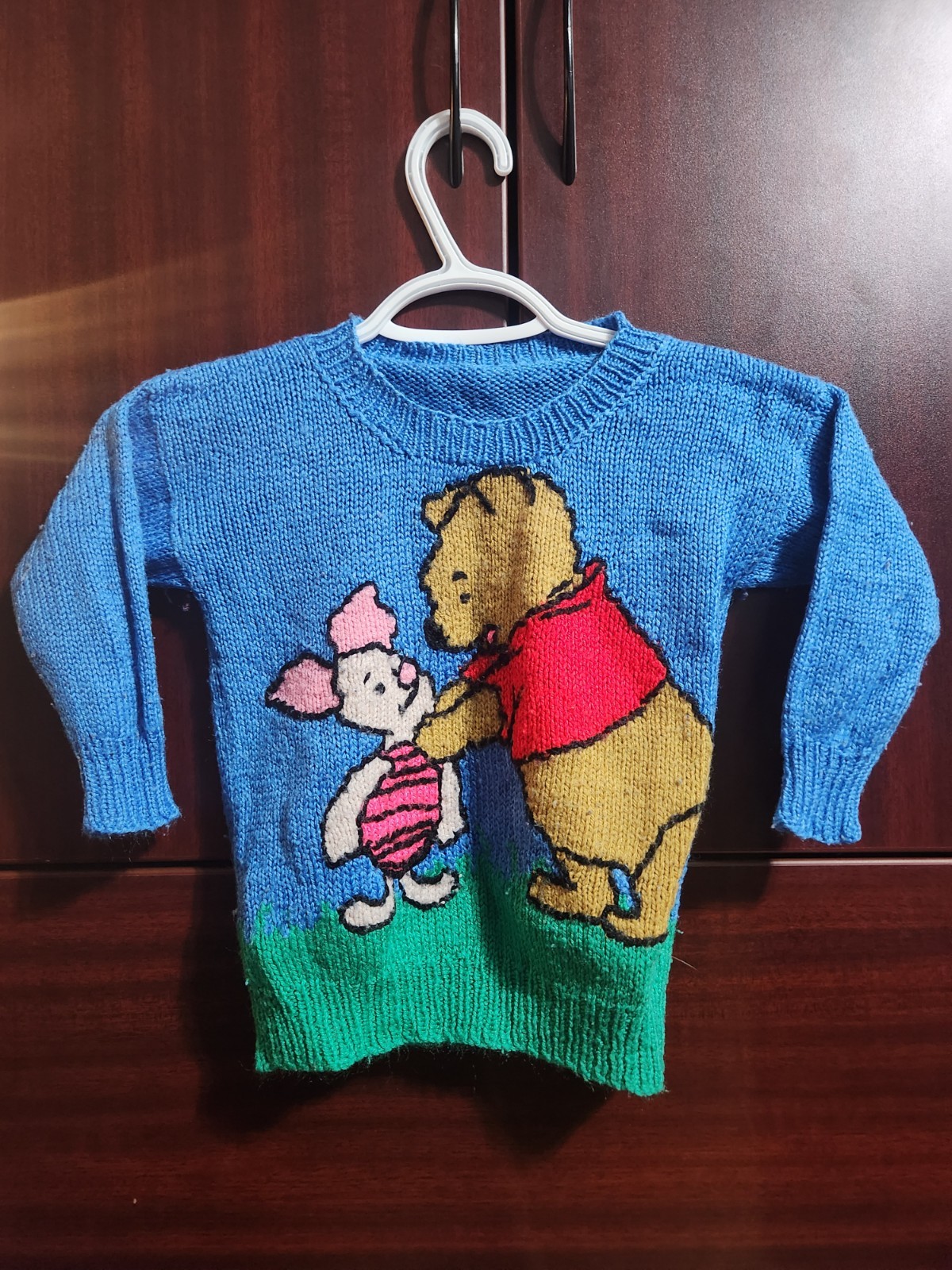 Vintage Hand Knit Winnie the Pooh & Piglet Sweater – 2T