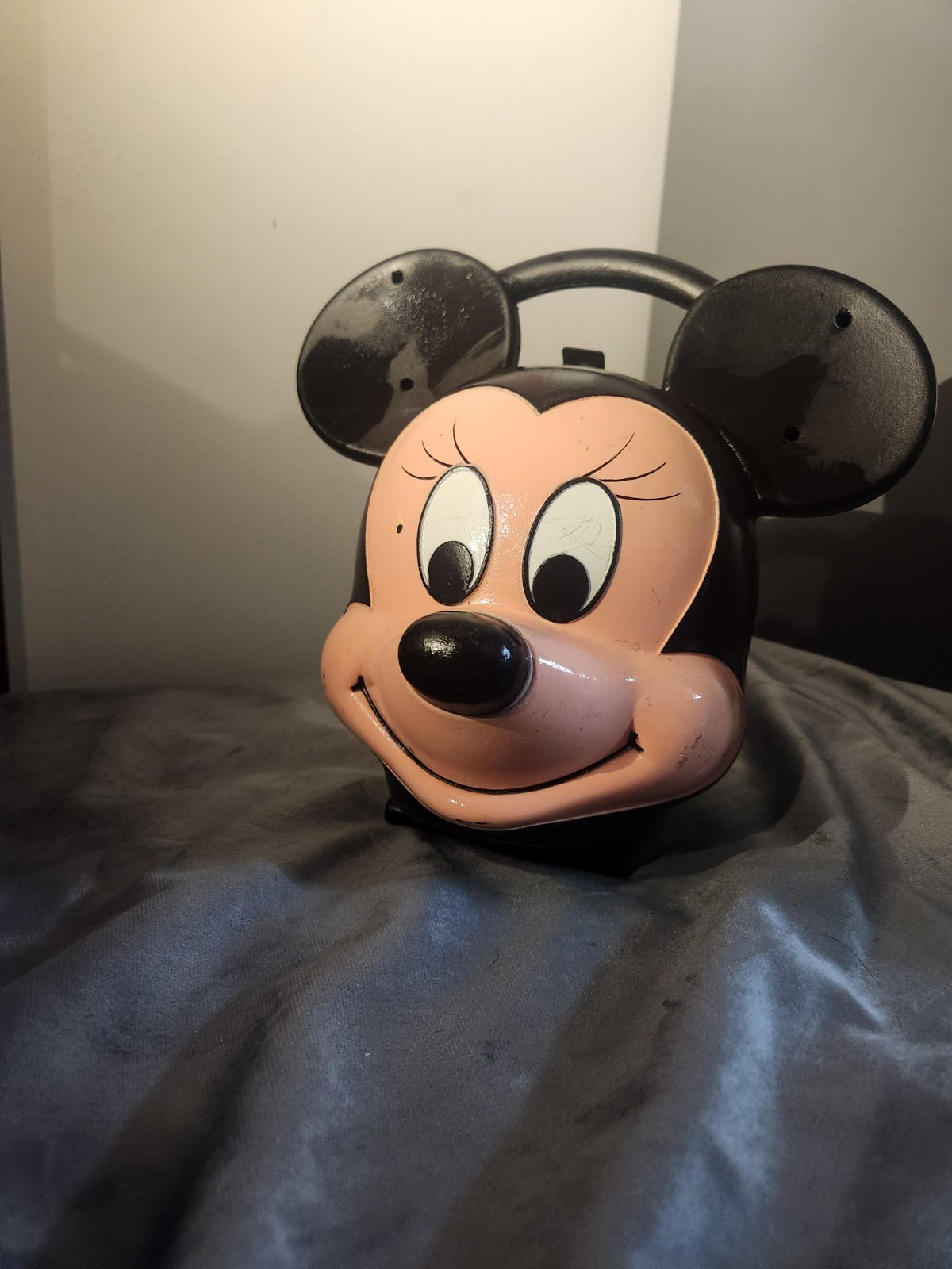 Vintage 80’s Walt Disney Minnie Mouse Head Plastic Lunch Box