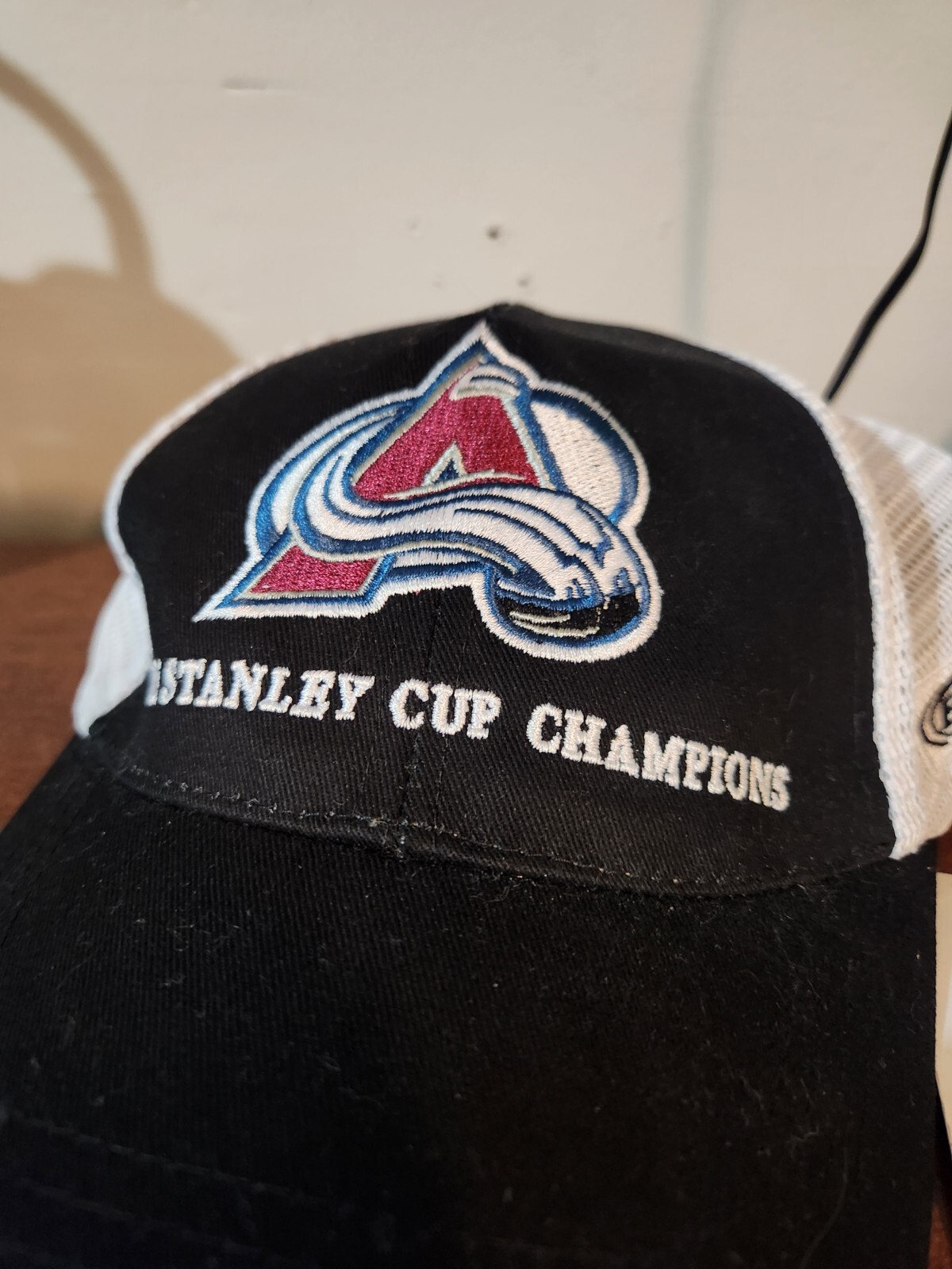Colorado Avalanche Trucker Hat Stanley Cup 2001 Winner Rare