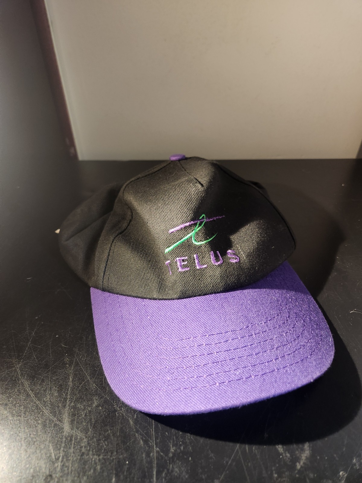 VINTAGE 90s Y2K TELUS TELECOM HAT CAP WILSON INTERNATIONAL