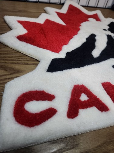 RARE Canada Hockey Rug Carpet 21" x 19" Logo Player - photo 3