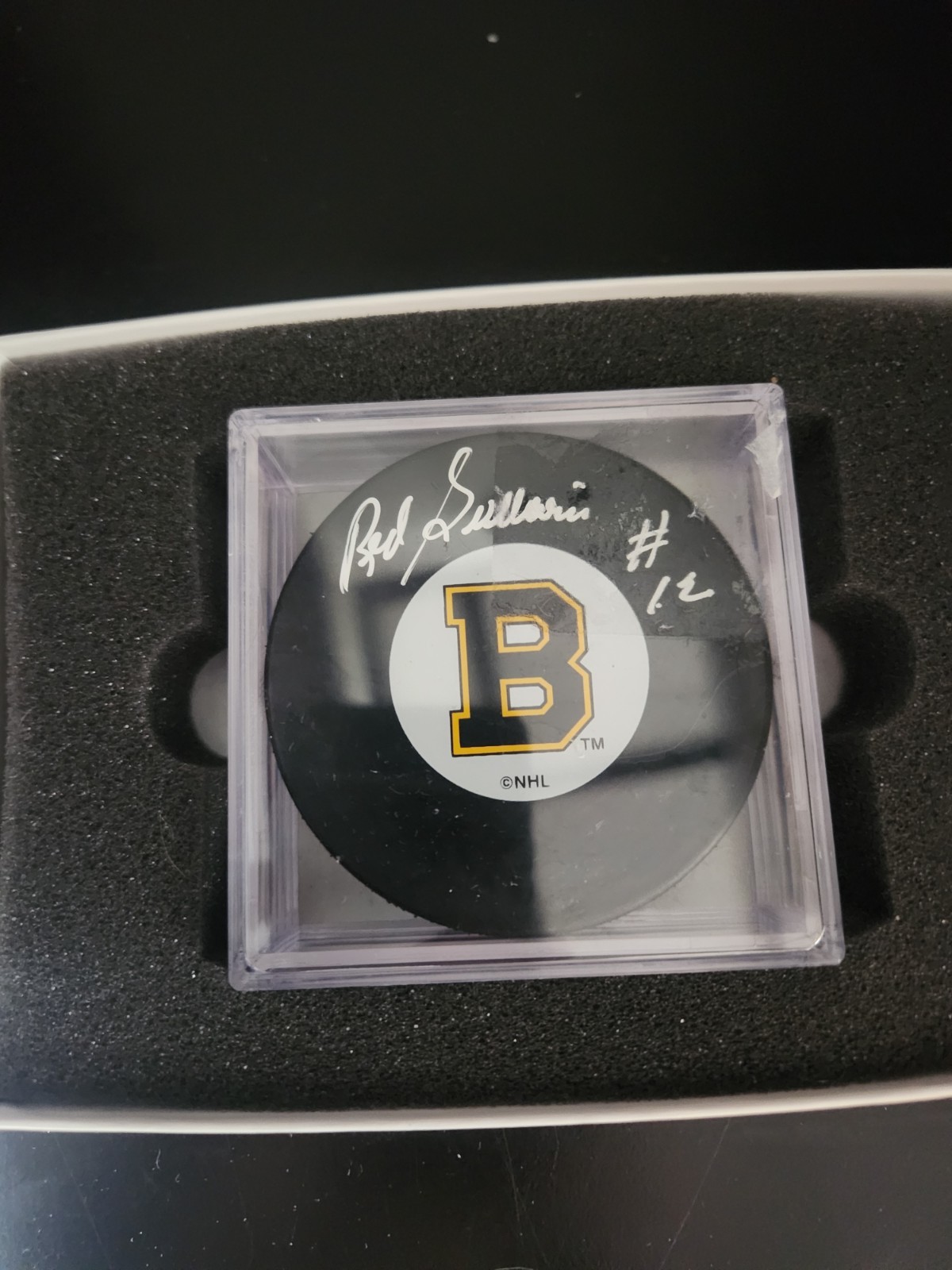 Red Sullivan #12 Signed Boston Bruins Hockey Puck Auto w/ COA - photo 4