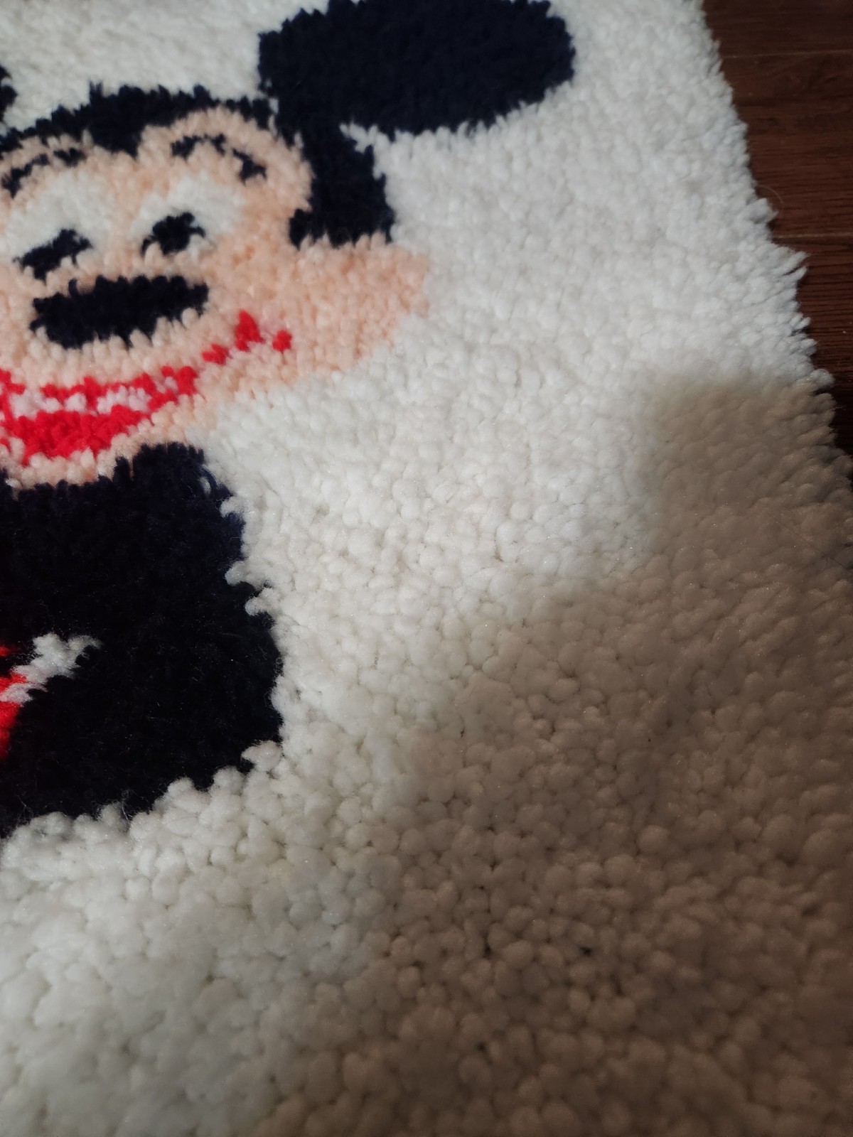 Vintage Mickey Mouse Latch Hook Rug Retro Disney Wall Hanging - photo 3