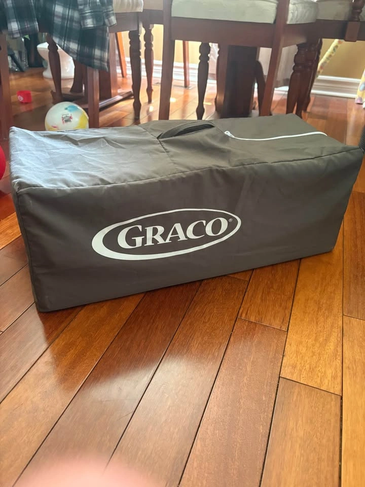 Graco Pack 'n Play Portable Playard - photo 2