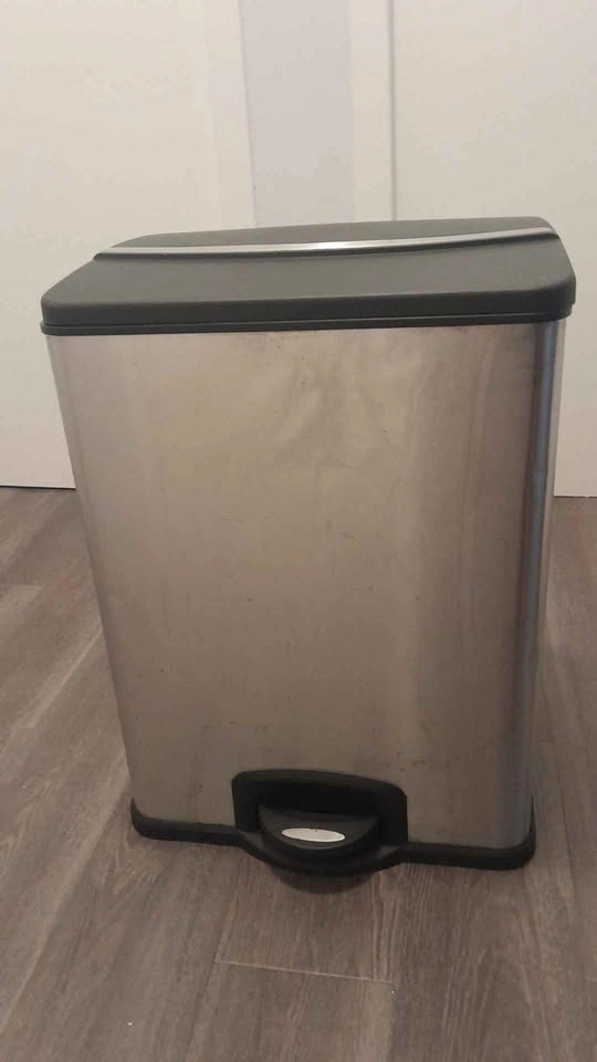 Stainless Steel Step Trash Can - photo 2