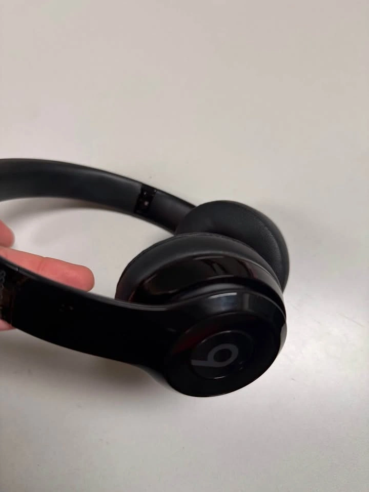 Beats solo 3 headphones - photo 3