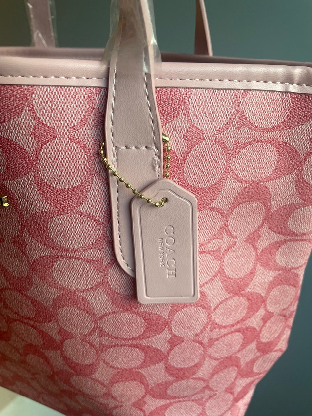 Pink Coach Tote - photo 3