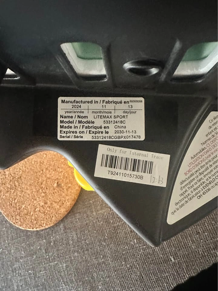 Evenflo Omni Plus Infant Car Seat & Base - photo 4