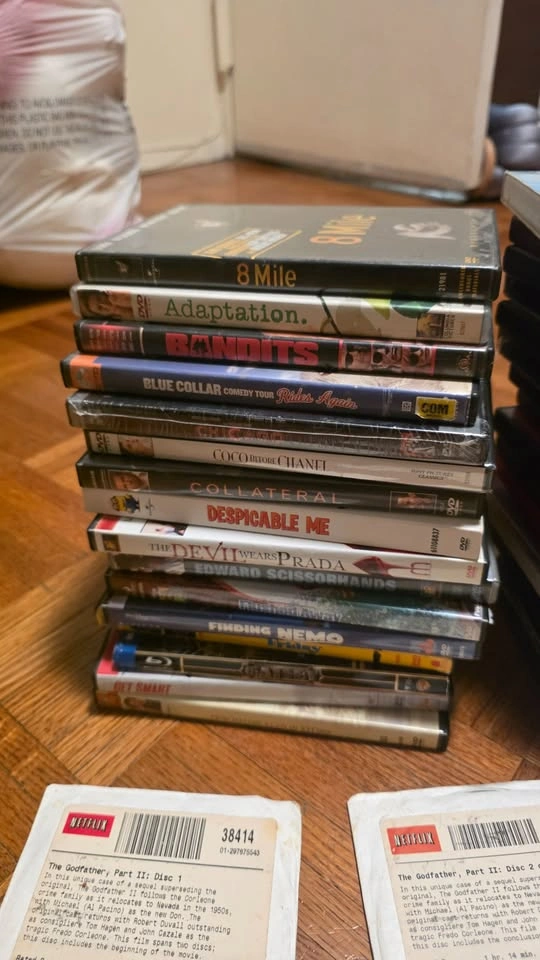 40+ DVD & Blu-ray Movie Collection - Disney, Classics & More - photo 3