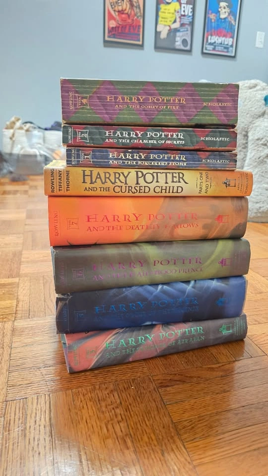Harry Potter Book Collection (8 Books) - Hardcover & Paperback - photo 2