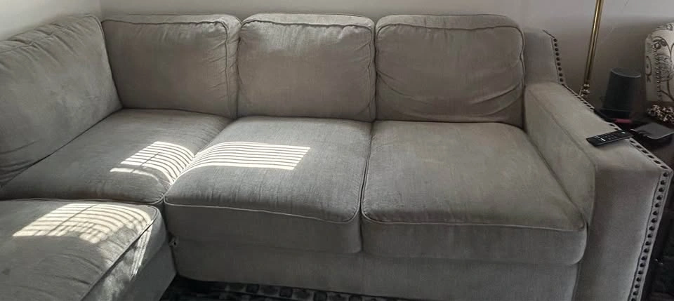 Light Gray Sectional Sofa with Nailhead Trim - photo 3