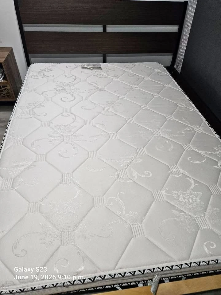 Classic Mattress, frame and box - Double/Full size