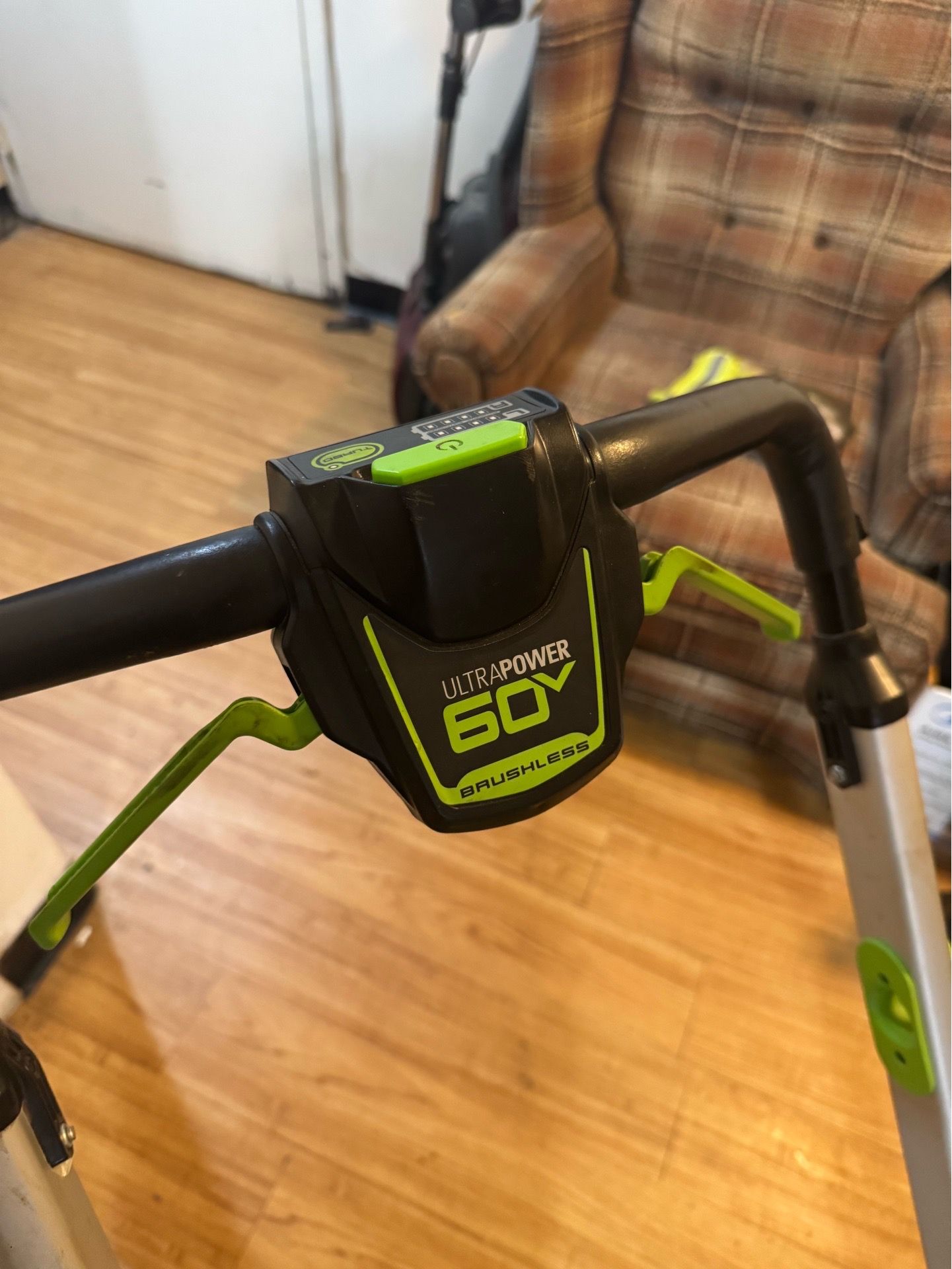 Greenworks Pro ultra power 60 v mower - photo 4