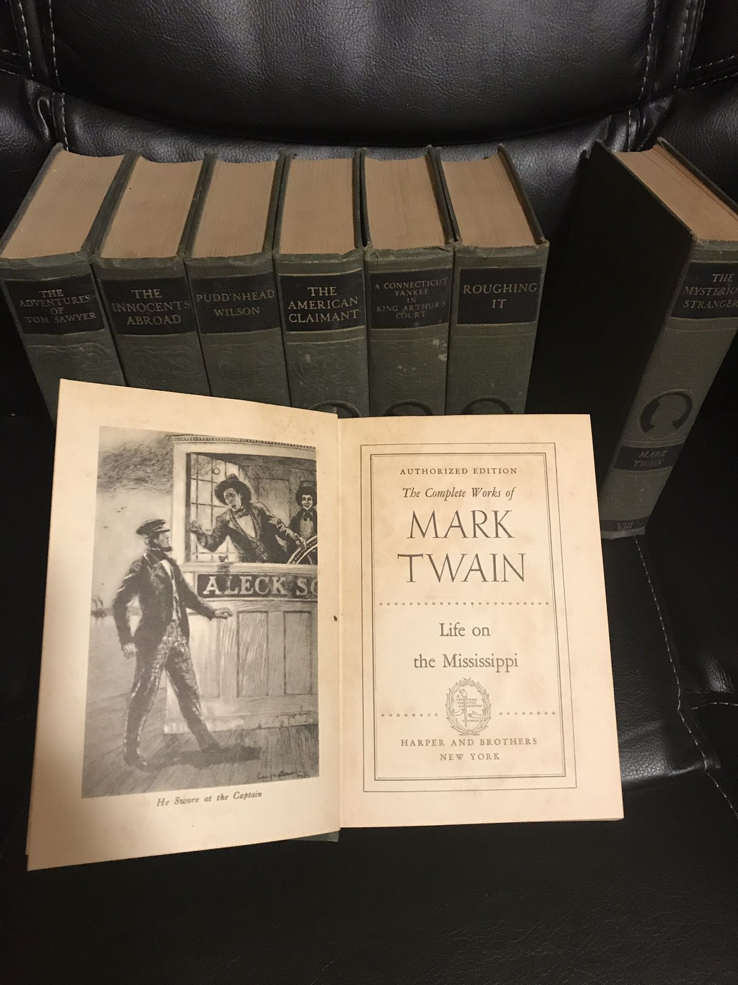 Old Mark Twain books - photo 4