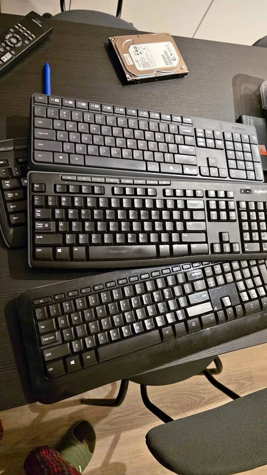 Wireless keyboards
