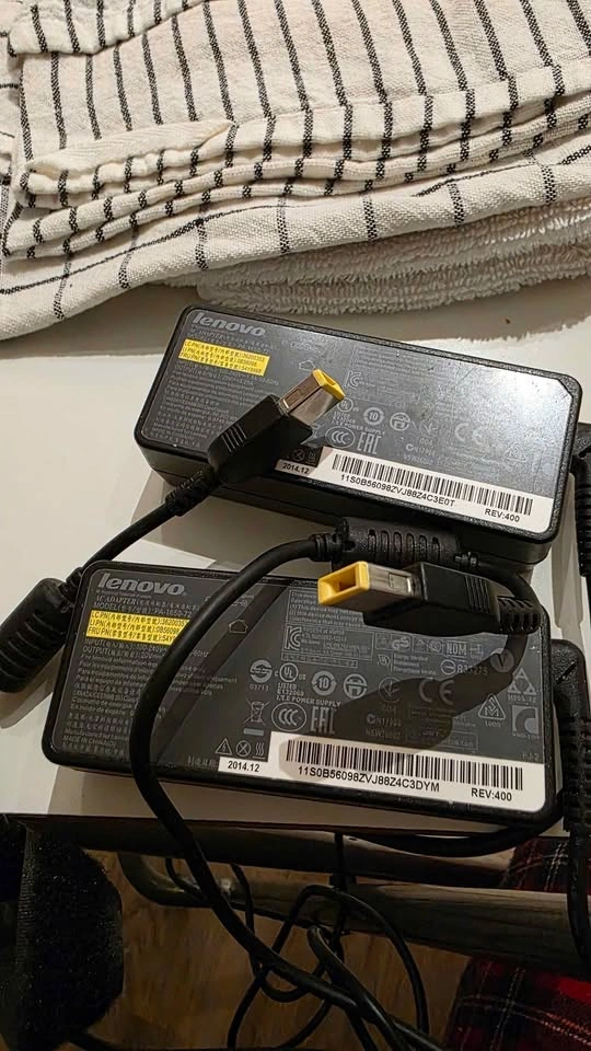 Lenovo power adapters - photo 2