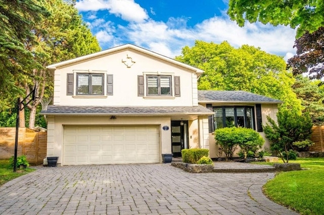 Private Sale - 4 Bed Detached Backing onto Bayview Golf Course