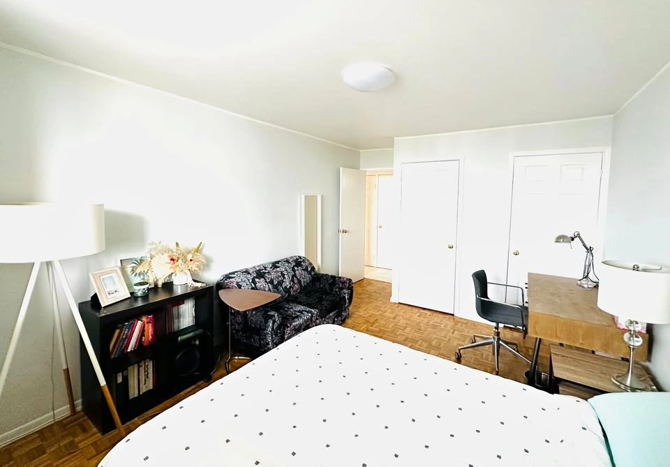 FIFA game day July 2 room rental