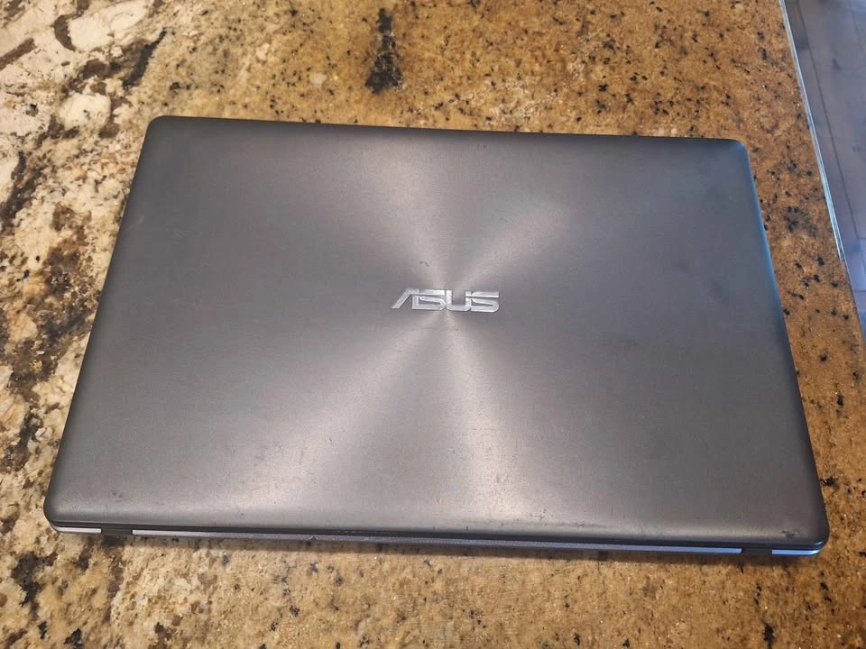 ASUS Laptop 15" screen - photo 2