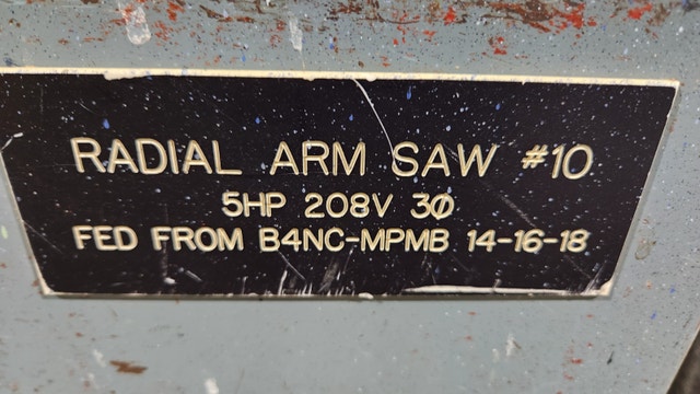 Delta (Rockwell) Radial Arm Saw. Cat. NO 33082 $500 - photo 2