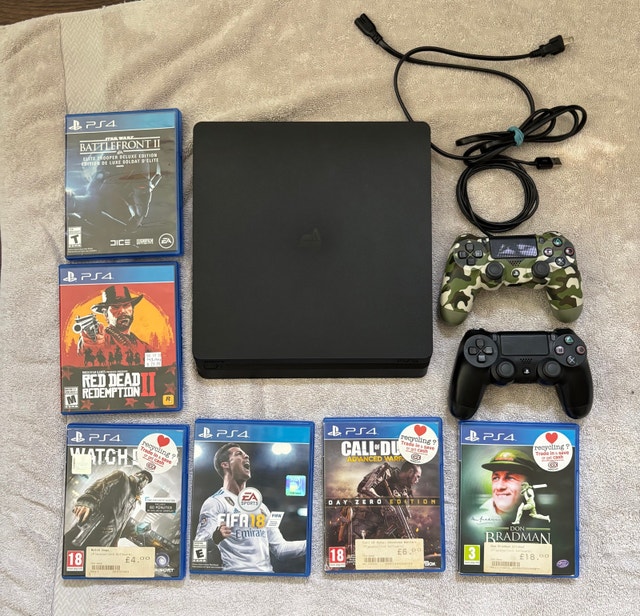 PlayStation 4 1TB Bundle