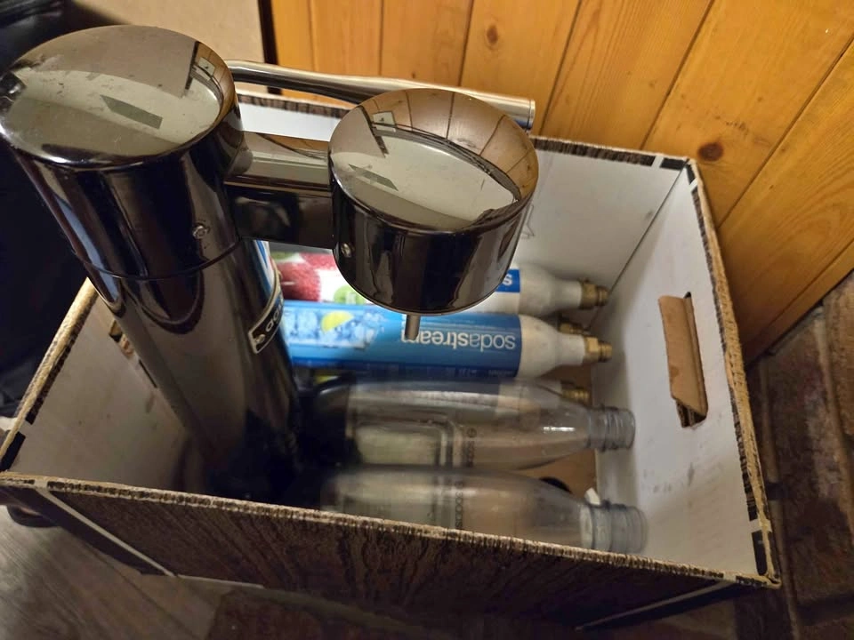Moving sale