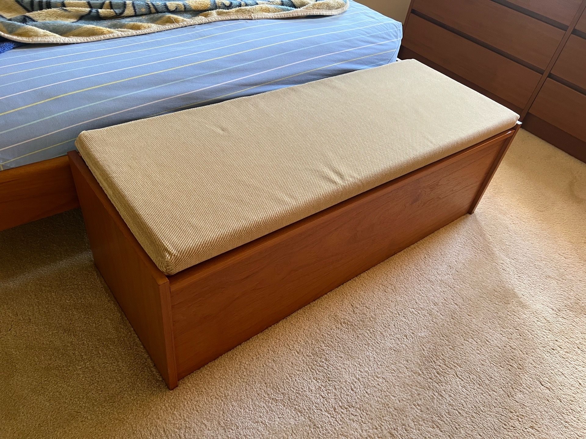 DANISH TEAK WOOD STORAGE CHEST w/CUSHION