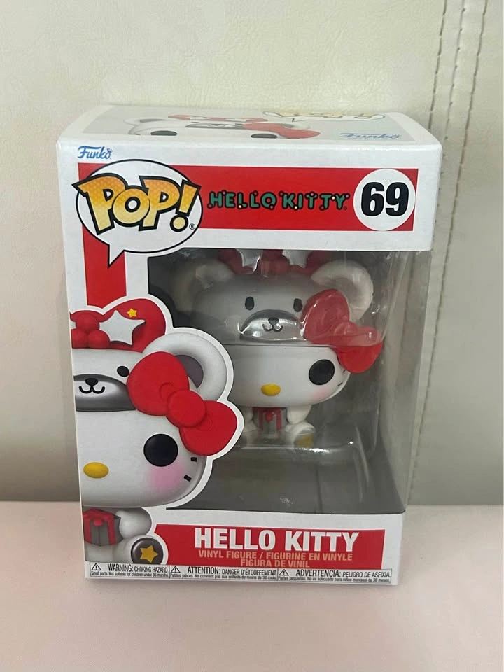 Hello Kitty Funko Pop - Vinyl Figure Christmas Edition