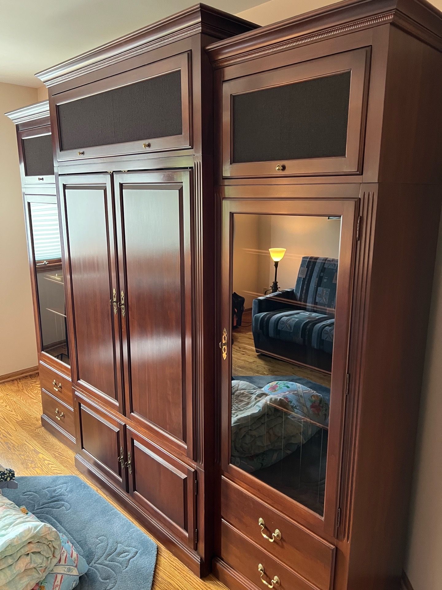 ETHAN ALLEN HOME THEATER CABINETS - photo 2