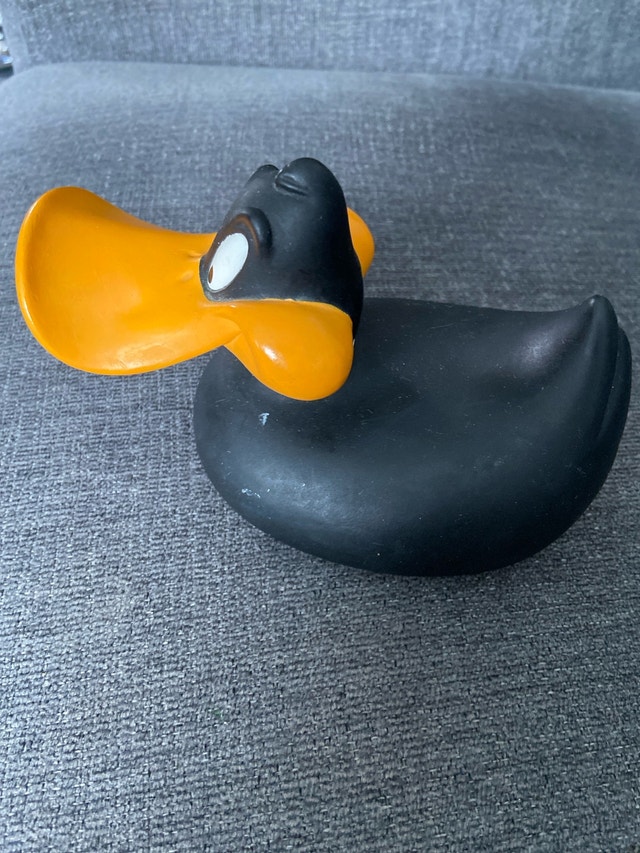 Looney Tunes Daffy Duck Bath Toy - photo 2
