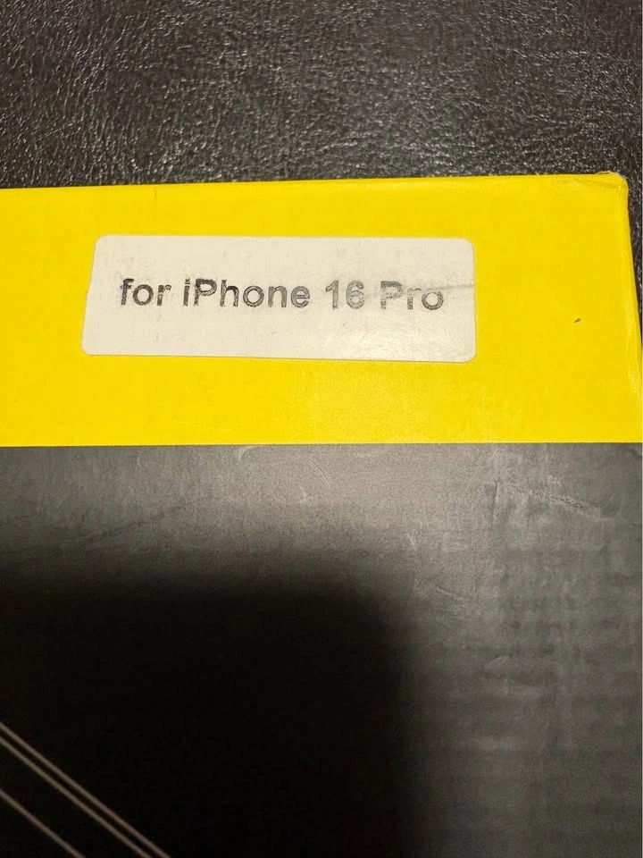 iPhone 16 Pro case set - photo 2