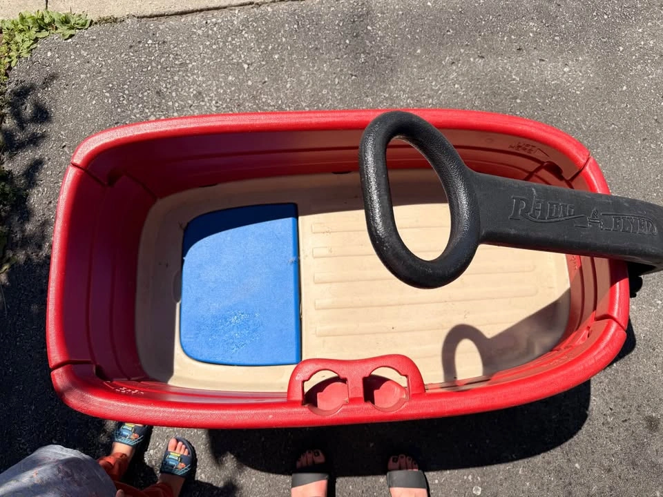 Radio Flyer Pathfinder Wagon - photo 3